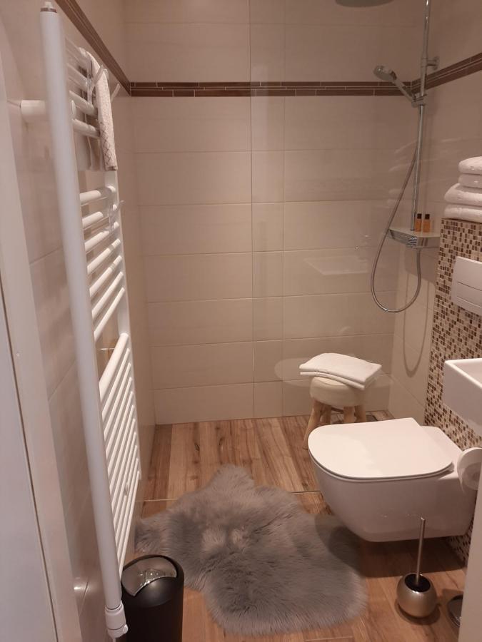 Arena Design Apartments With Free Private Parking And With A Terrace Пула Екстер'єр фото