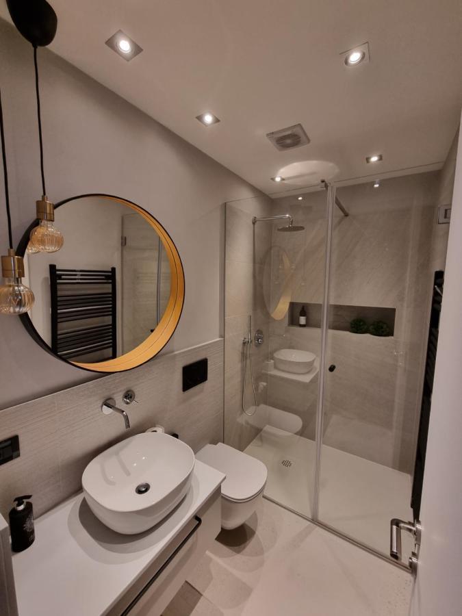 Arena Design Apartments With Free Private Parking And With A Terrace Пула Екстер'єр фото