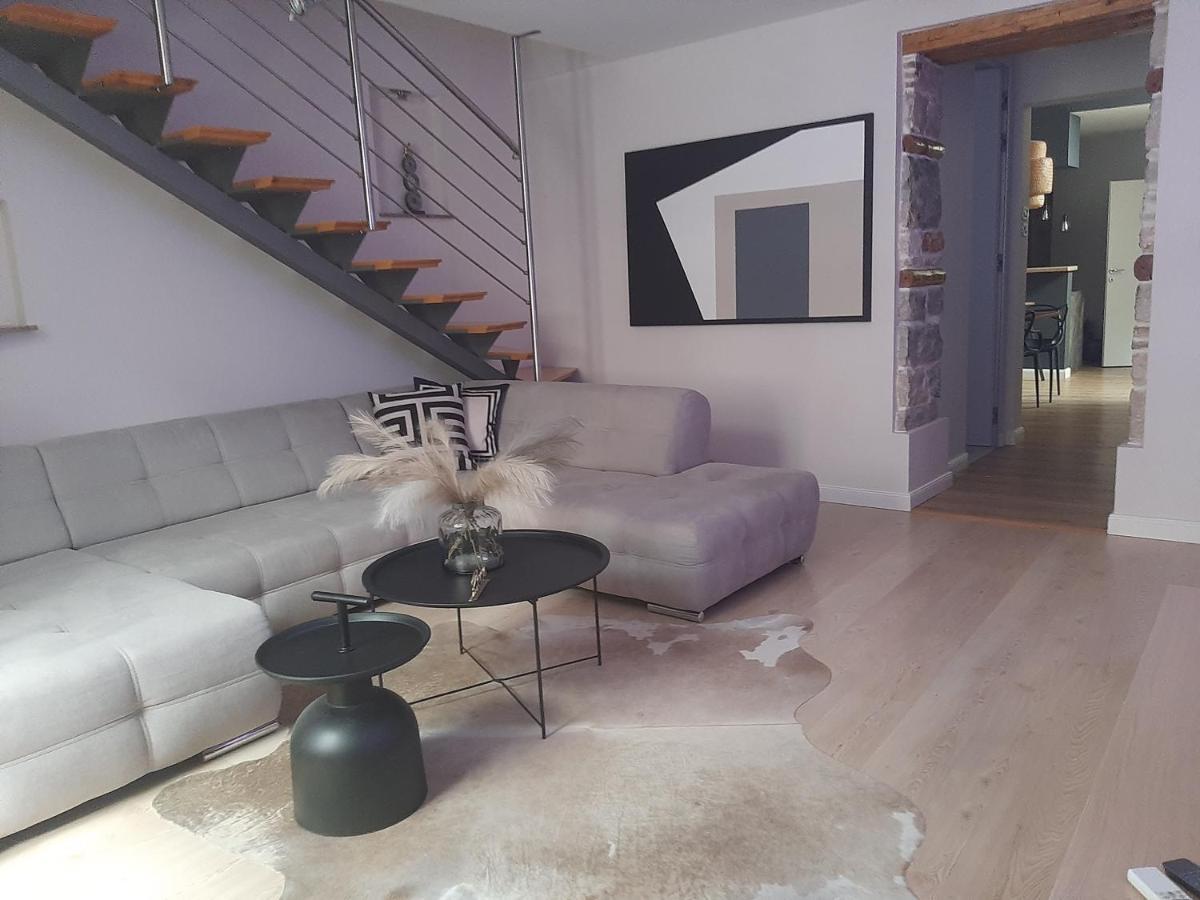 Arena Design Apartments With Free Private Parking And With A Terrace Пула Екстер'єр фото
