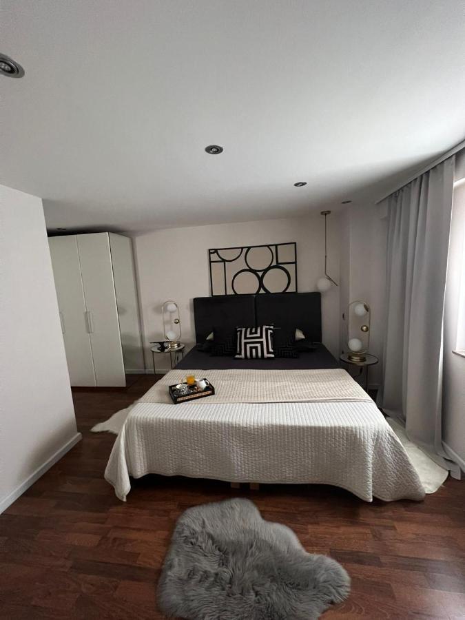 Arena Design Apartments With Free Private Parking And With A Terrace Пула Екстер'єр фото