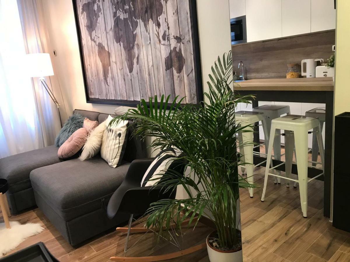 Arena Design Apartments With Free Private Parking And With A Terrace Пула Екстер'єр фото
