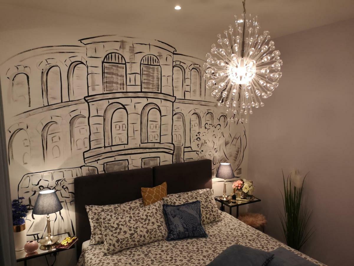 Arena Design Apartments With Free Private Parking And With A Terrace Пула Екстер'єр фото